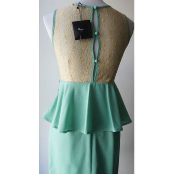 MODCLOTH RYU flattering & sexy mint peplum dress - Picture 4 of 6